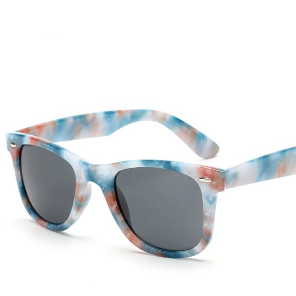 Wood Grain Classic Retro Sunglasses - Image 8