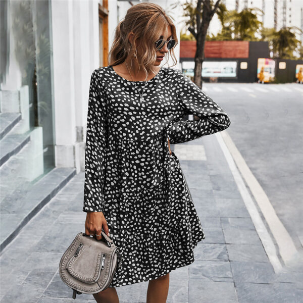 Classic style Summer Dress - Image 2