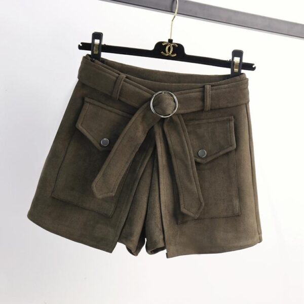 Suede shorts slim pants