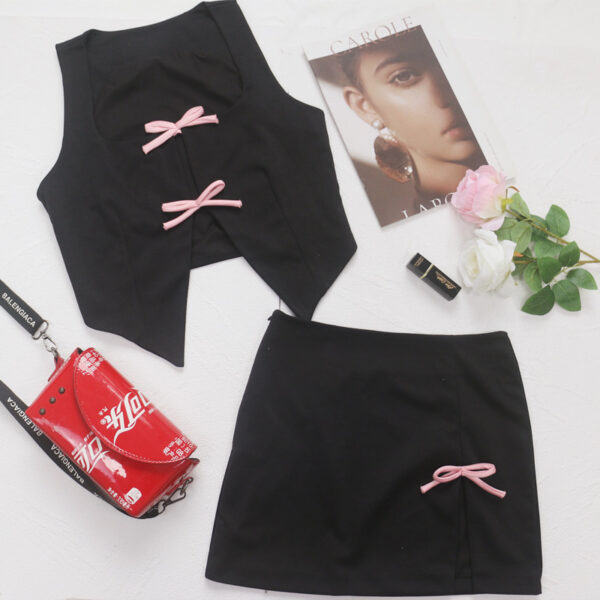 Skirt Outfit with a Stylish Bowknot Design - Image 7