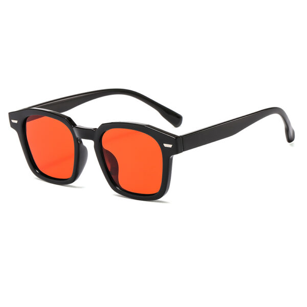 Irregular Net Red Ocean Film Sunglasses - Image 4