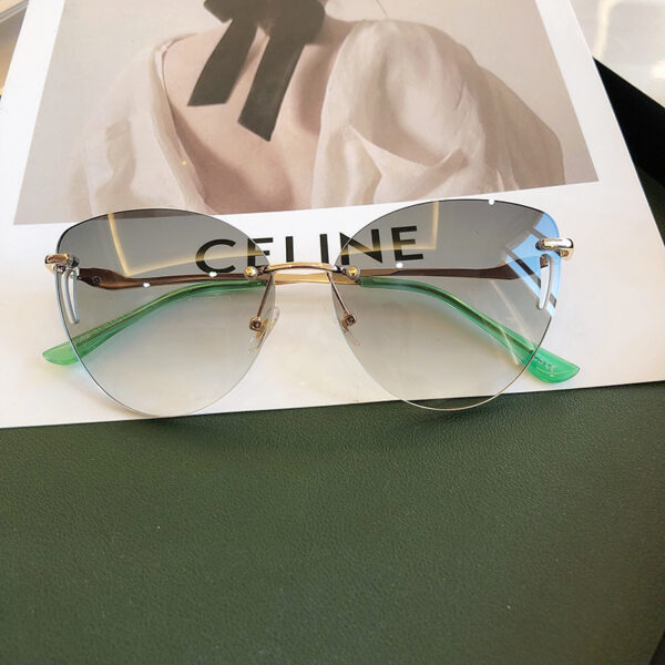 Small Frame Anti Ultraviolet Sunglasses - Image 4