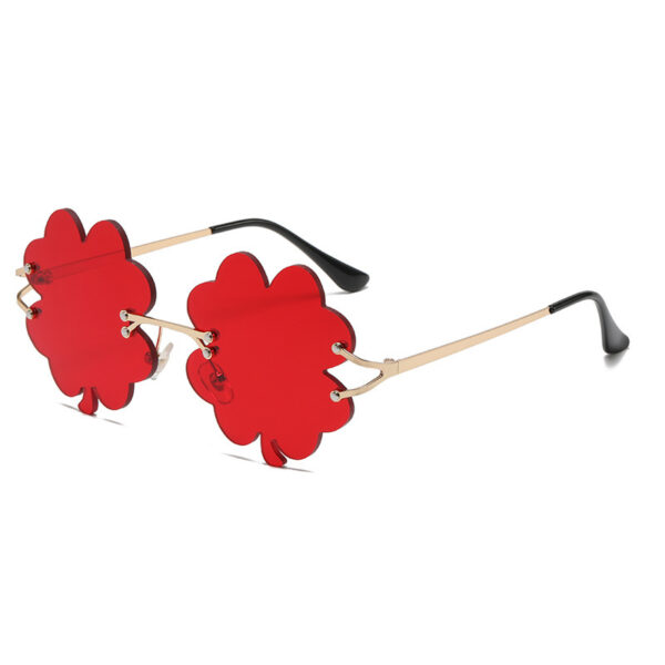 Green Sprite Four-leaf Sunglasses - Image 3