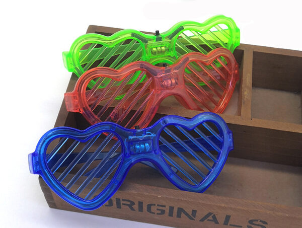 Glow Heart Cold Light Plastic Glasses - Image 7