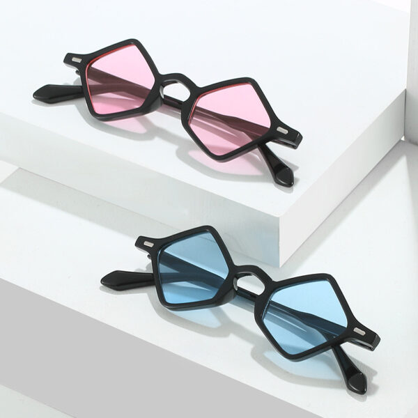 Women's Fashion Geometry Pattern Sunglasses
