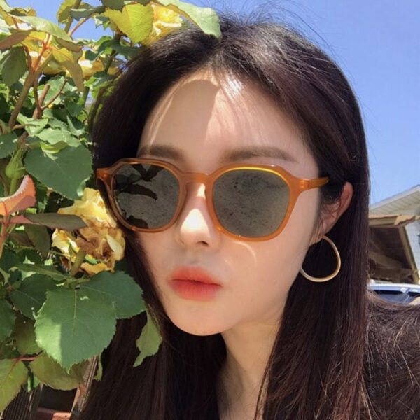 Street shot Sunglasses - Image 3